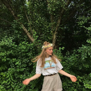 Meet your Posher, Lillian